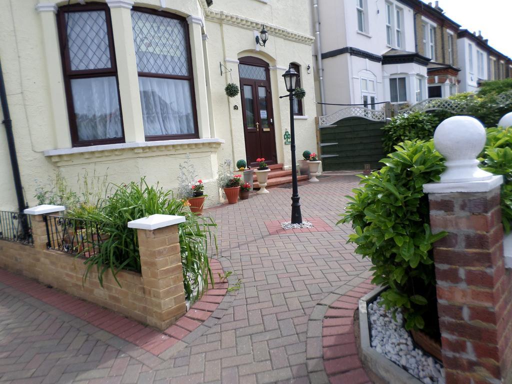 Atini Guest House Croydon Zewnętrze zdjęcie