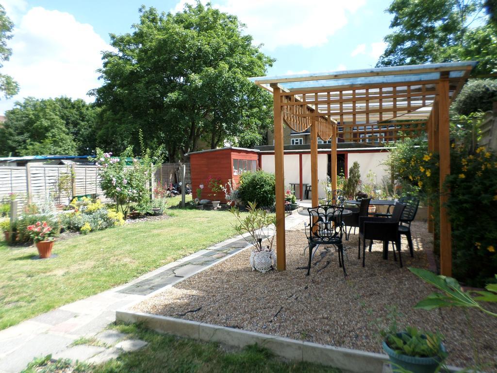 Atini Guest House Croydon Zewnętrze zdjęcie