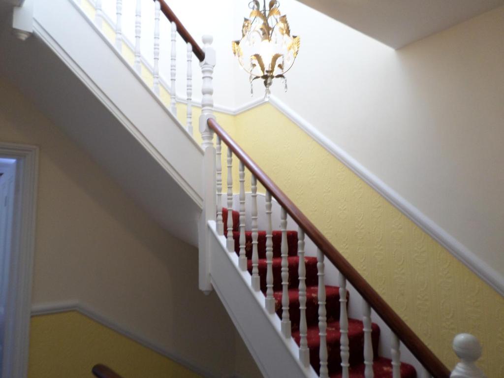 Atini Guest House Croydon Zewnętrze zdjęcie